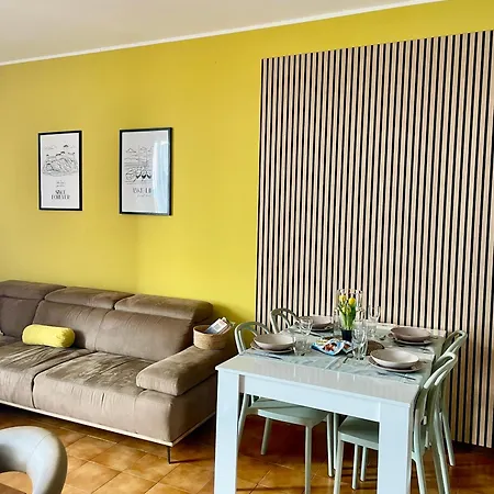Holiday home Bnbook - La Casa Sul Maggiore