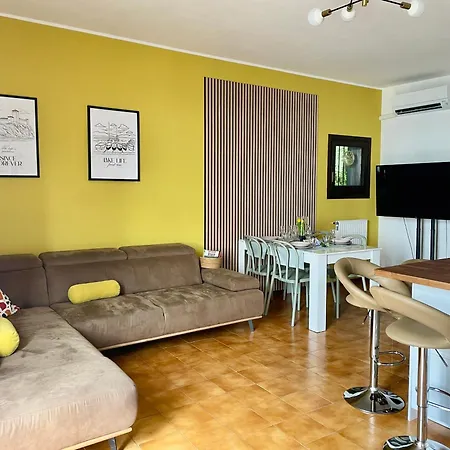 Holiday home Bnbook - La Casa Sul Maggiore Ispra